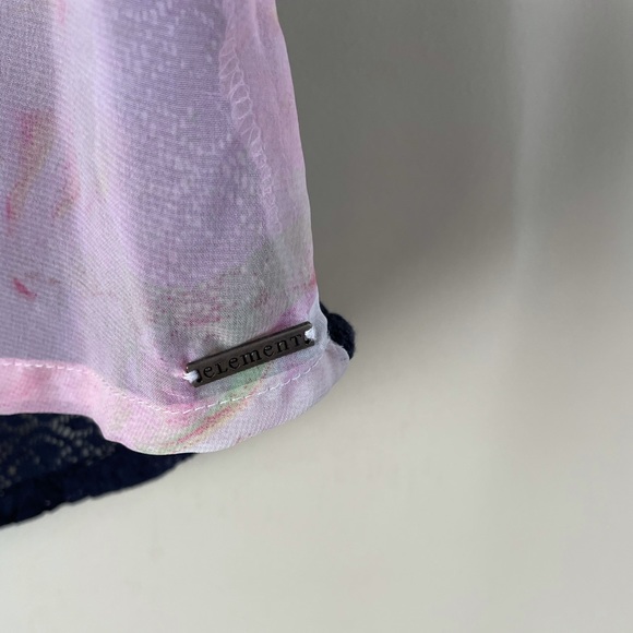 Element Sheer Front Tank Top Size Large - Picture 5 of 7